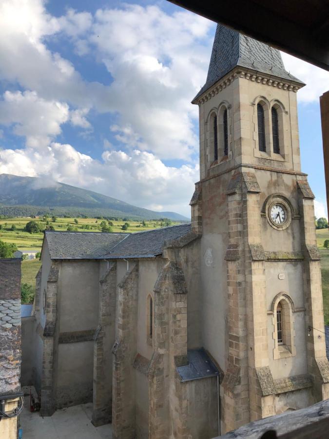 Charmant Appartement Dans Le Village/Coqueto Apartamento En El Pueblecito La Cabanasse Exteriér fotografie
